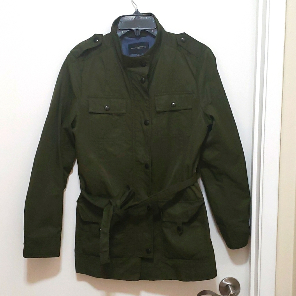 Banana republic olive green belted short trench coat